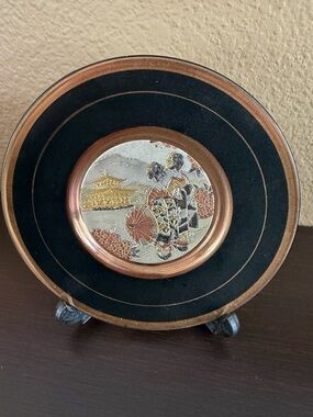 Art of Chokin Decorative Japanese Geisha Motif Plate in Black and Copper